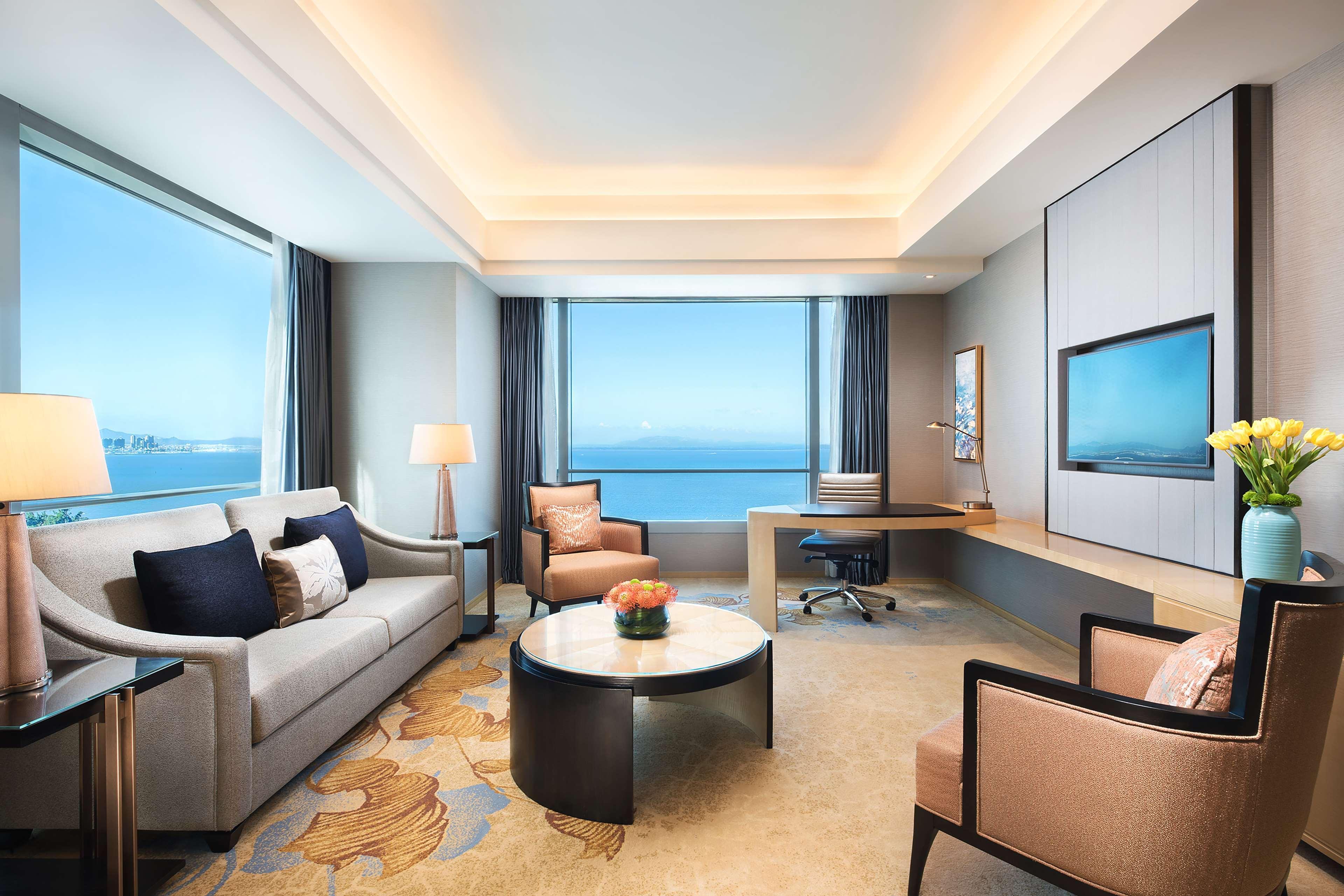 Hotel Shangri-la 5*